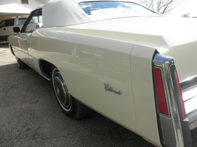 Cadillac Eldorado 1976 image number 28