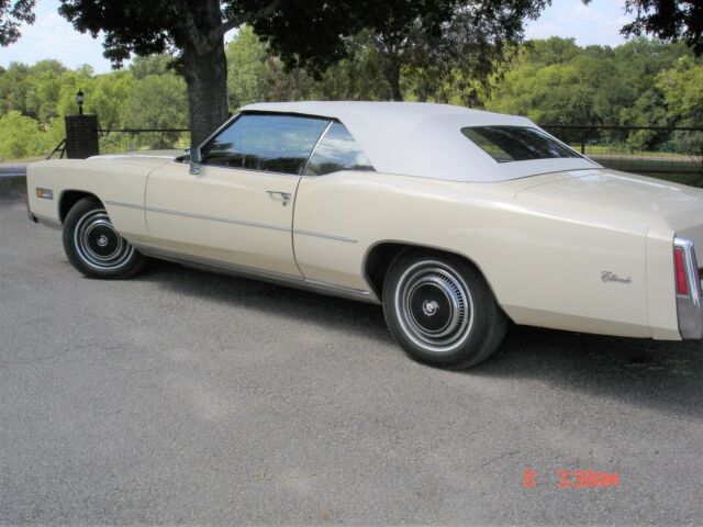 Cadillac Eldorado 1976 image number 33