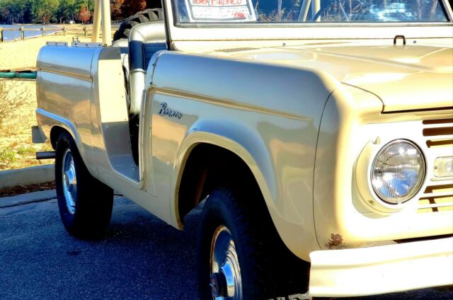 Ford Bronco 1966 image number 6