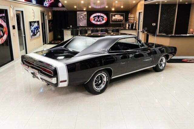 Dodge Charger 1970 image number 35