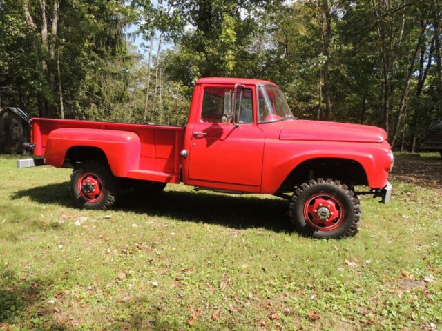 International Harvester 1300D 1965 image number 1