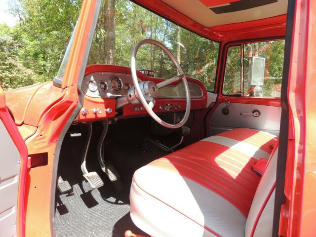 International Harvester 1300D 1965 image number 6