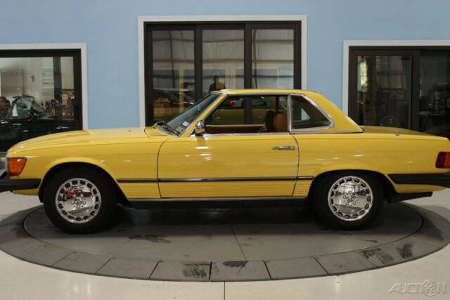 Mercedes-Benz 400-Series 1979 image number 1