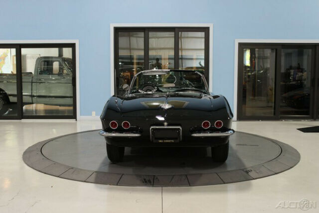 Chevrolet Corvette 1962 image number 3