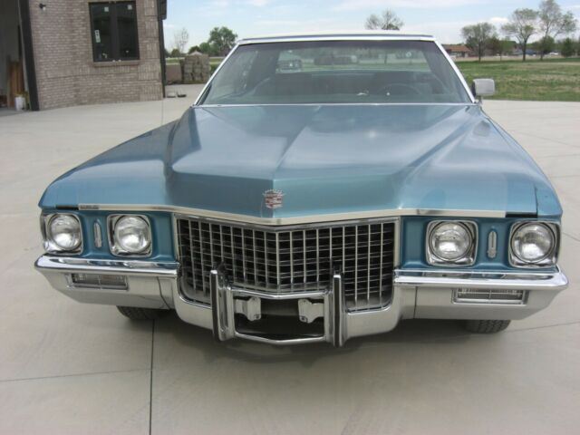 Cadillac DeVille 1971 image number 1