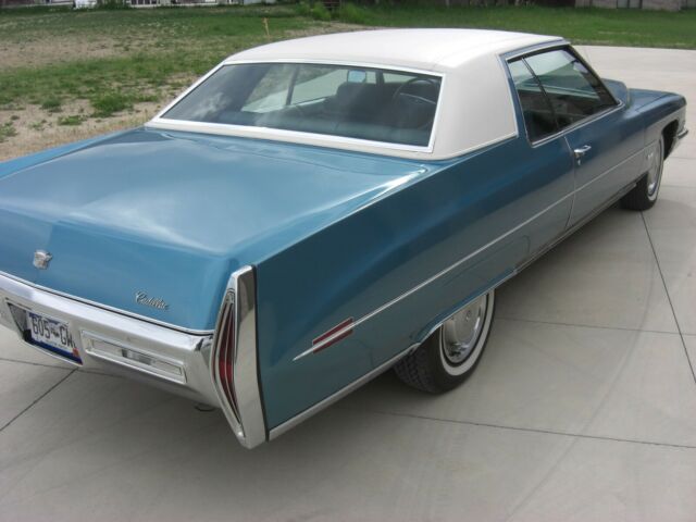 Cadillac DeVille 1971 image number 28