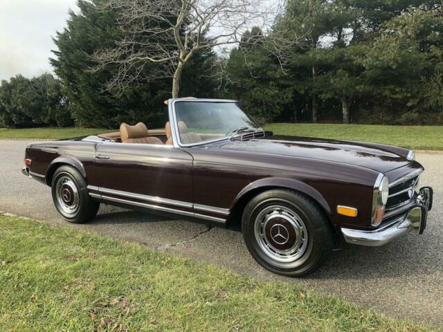 Mercedes-Benz SL-Class 1971 image number 26