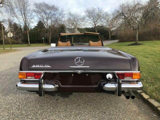 Mercedes-Benz SL-Class 1971 image number 30