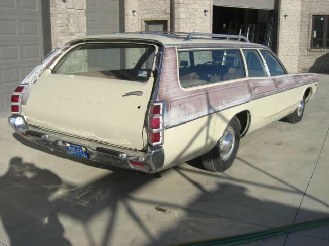 Dodge Monaco 1972 image number 27