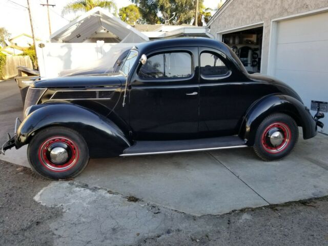 Ford 5 window 1937 image number 25