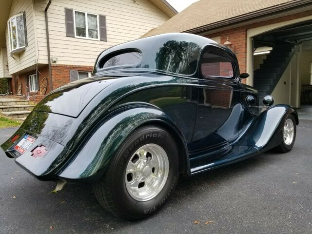 Chevrolet 3 Window Coupe 1934 image number 2