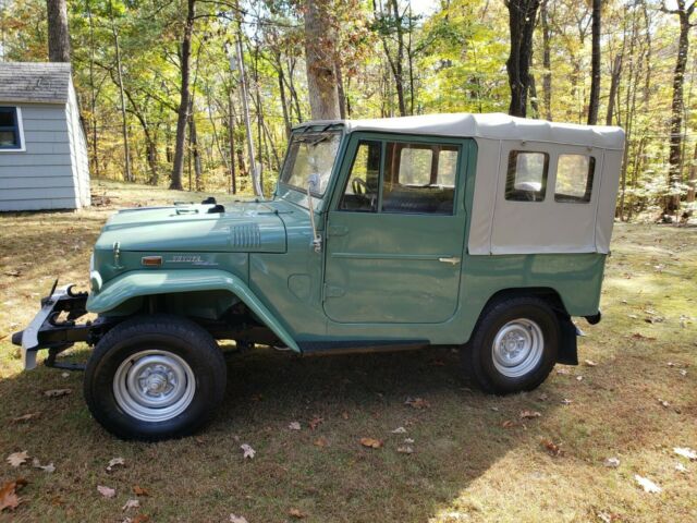 Toyota Land Cruiser 1970 image number 25