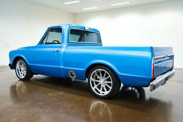 Chevrolet C-10 1967 image number 28