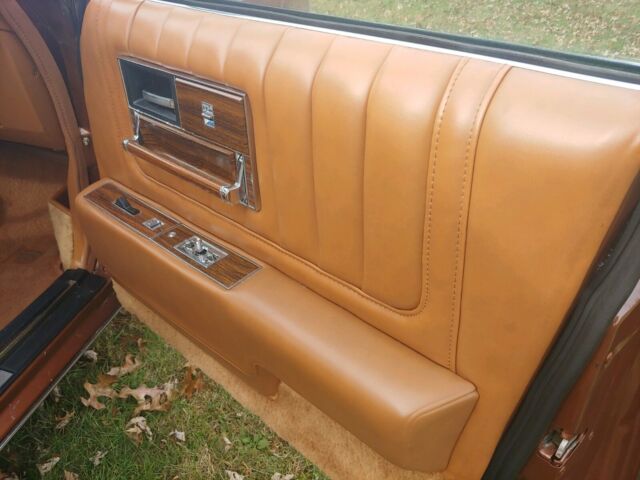 Cadillac Seville 1978 image number 30