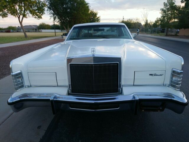 Lincoln Continental 1978 image number 1