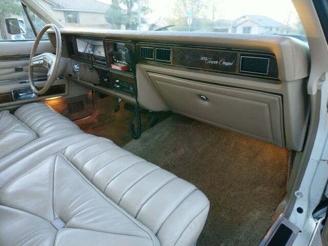 Lincoln Continental 1978 image number 10