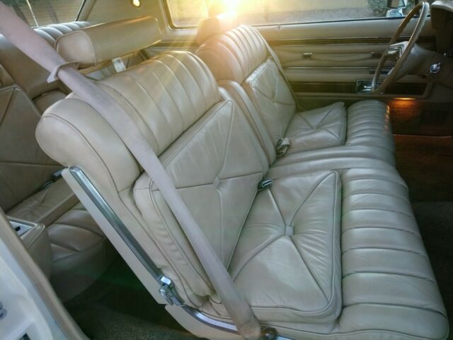 Lincoln Continental 1978 image number 11