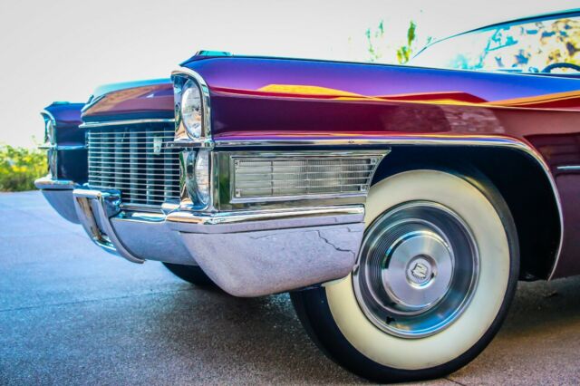 Cadillac DeVille 1965 image number 0