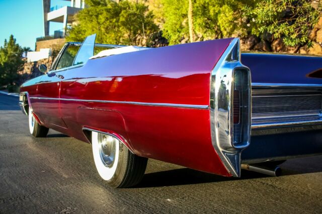 Cadillac DeVille 1965 image number 29