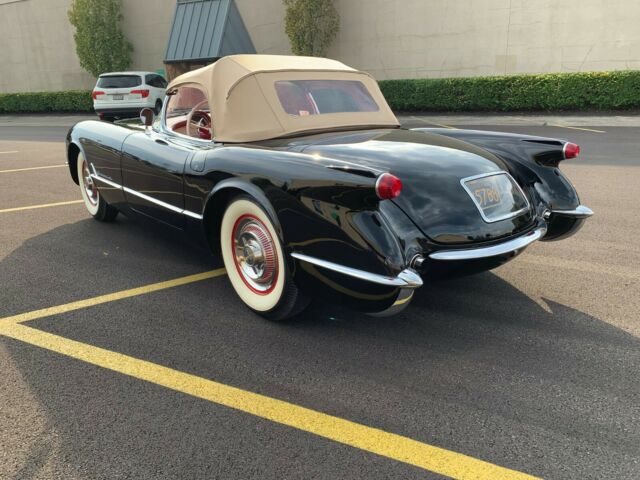 Chevrolet Corvette 1954 image number 2