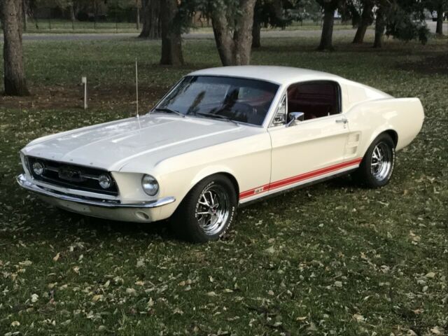 Ford Mustang 1967 image number 0