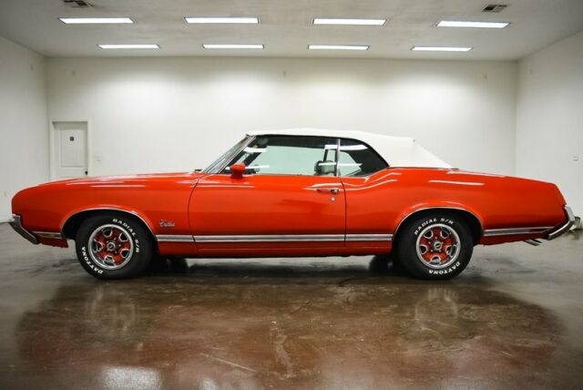 Oldsmobile Cutlass 1971 image number 28