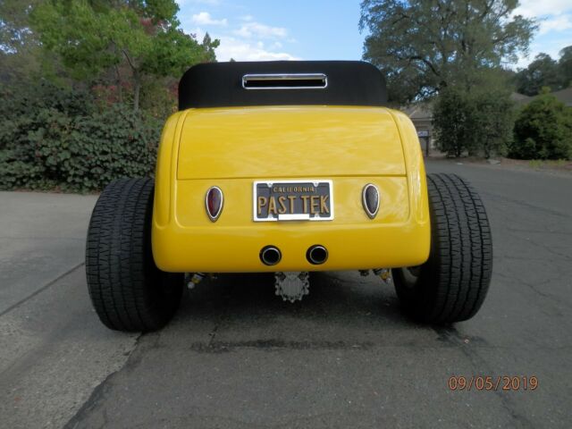 Ford Roadster 1932 image number 3