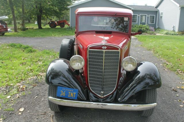 International Harvester C-1 1936 image number 1