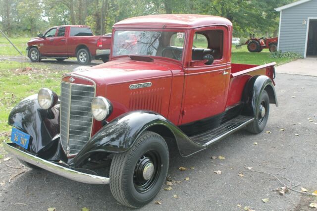 International Harvester C-1 1936 image number 2