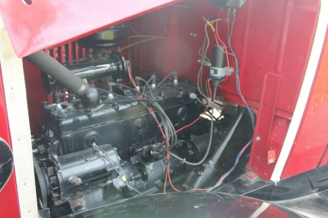 International Harvester C-1 1936 image number 20