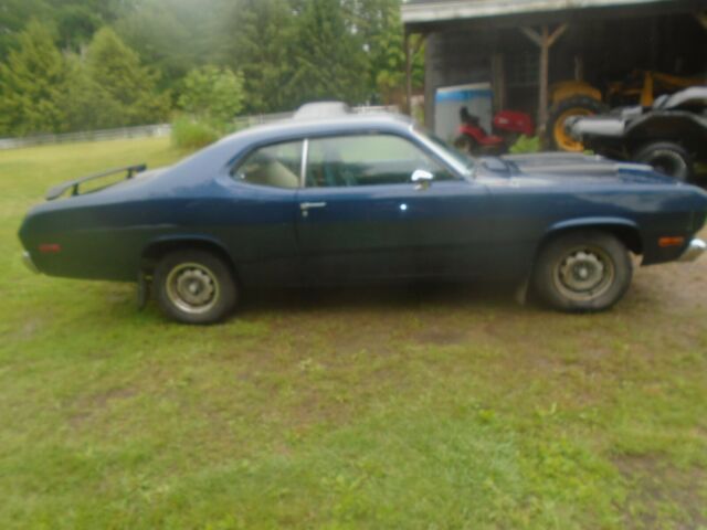 Plymouth Duster 1972 image number 16