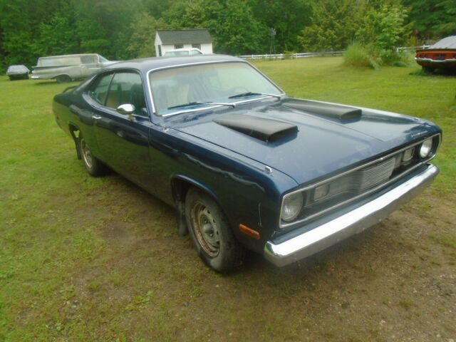 Plymouth Duster 1972 image number 17