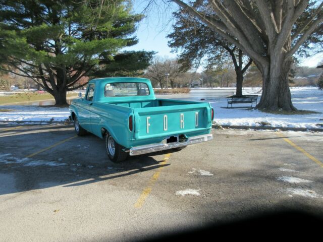 Ford F-100 1962 image number 19