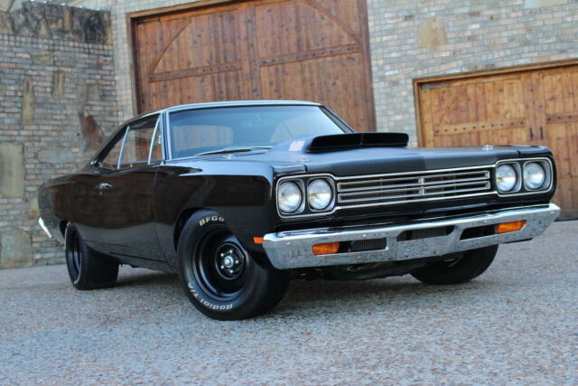 Plymouth Road Runner 1969 image number 24