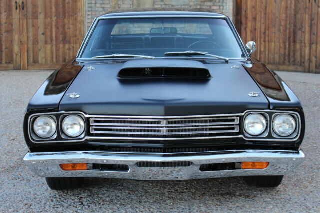 Plymouth Road Runner 1969 image number 26