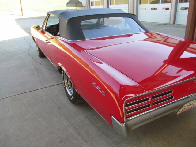 Pontiac Le Mans 1967 image number 2