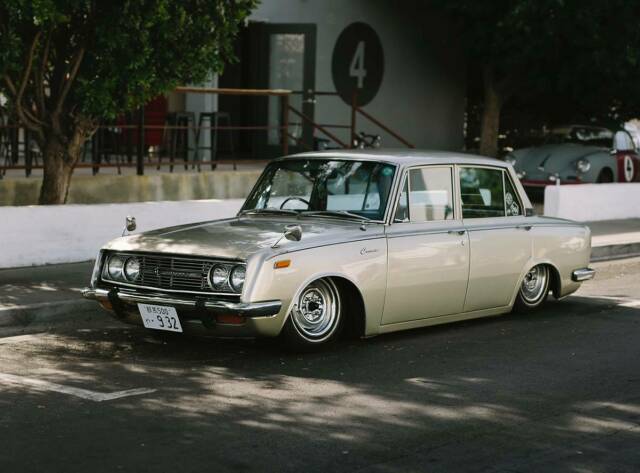 Toyota Corona 1968 image number 0