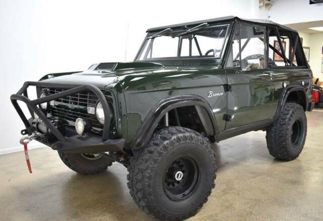 Ford Bronco 1966 image number 12