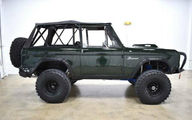 Ford Bronco 1966 image number 32