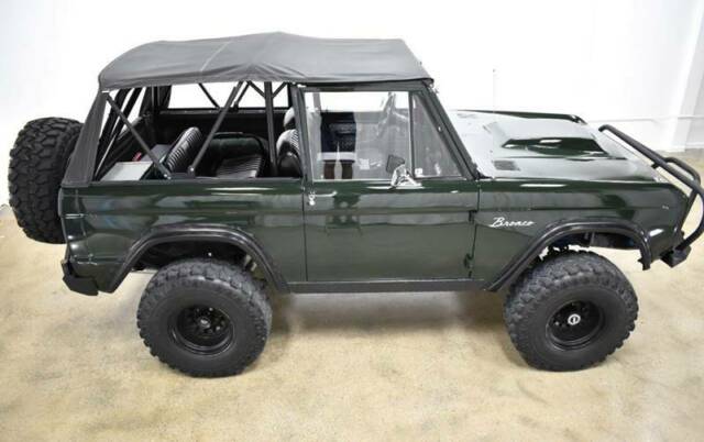 Ford Bronco 1966 image number 9