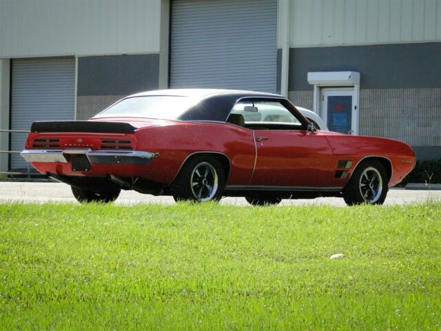 Pontiac Firebird 1969 image number 33