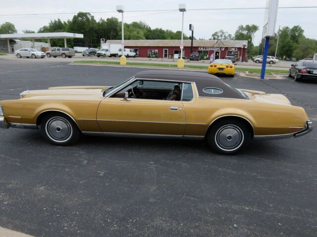 Lincoln Continental 1973 image number 1