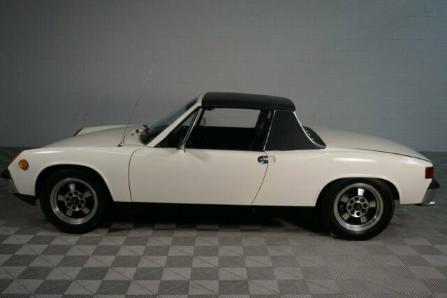 Porsche 914 1972 image number 15