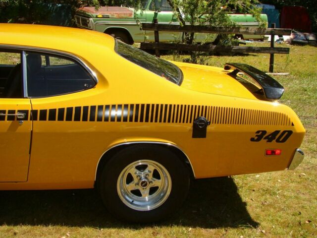 Plymouth Duster 1971 image number 44