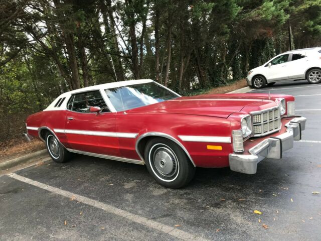 Ford Torino 1976 image number 2