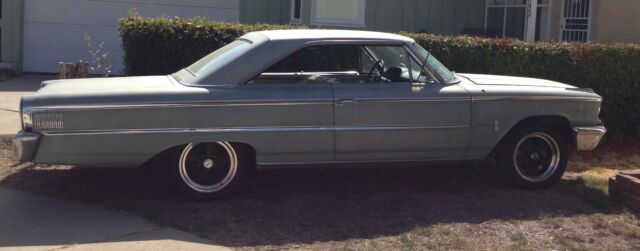 Ford Galaxie 1963 image number 0