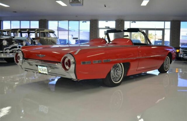 Ford Thunderbird 1962 image number 37