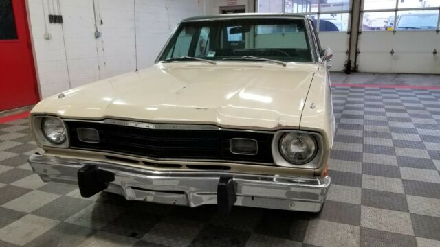 Plymouth Valiant 1973 image number 2