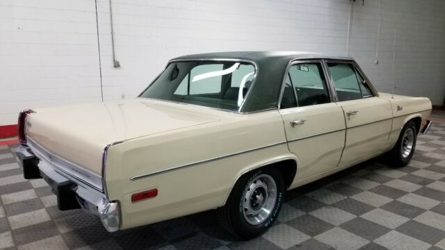 Plymouth Valiant 1973 image number 32