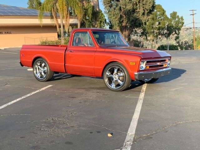 Chevrolet C-10 1967 image number 1